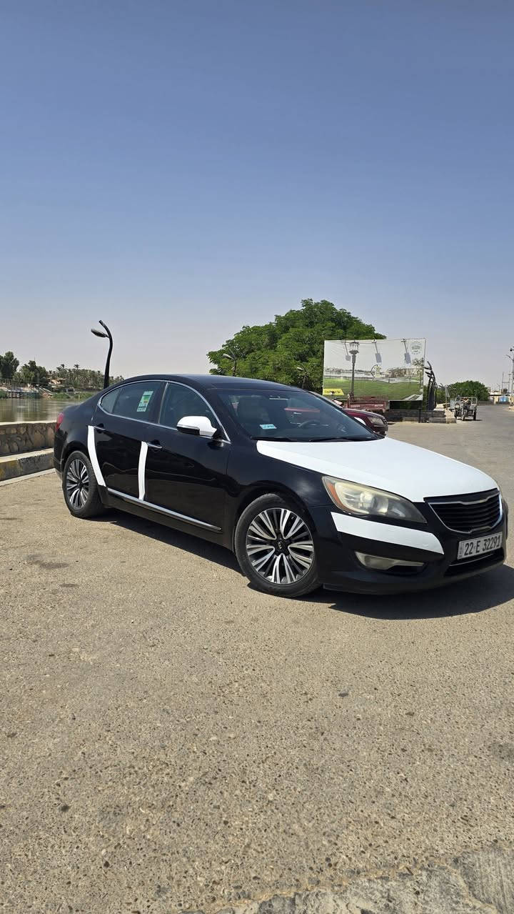 السلام عليكم 
كادنزا 2012 
1 خليجي فووول مواصفات vip
*********** للاستفسار 
محرك V6 3500 
سيارة جاااهزة من كلشي كير محرك كفاااله 
بانوراما 
كشنات جلد وكهرباء
برده كهرباء
بصمه تشغيل وترحيب 
منظومه زنون 
مرايات شفط واشاير
تبريد قطعتين
كشنات خزن
تحكمات ستيرن
حساسات 
باقي مواصفات vip  المعروفه
بيها بنيد جراد
رقمها اربيل تحويل مباشر
سعر 110 بيها مجال
مكان السيارة الانبار قضاء هيت
