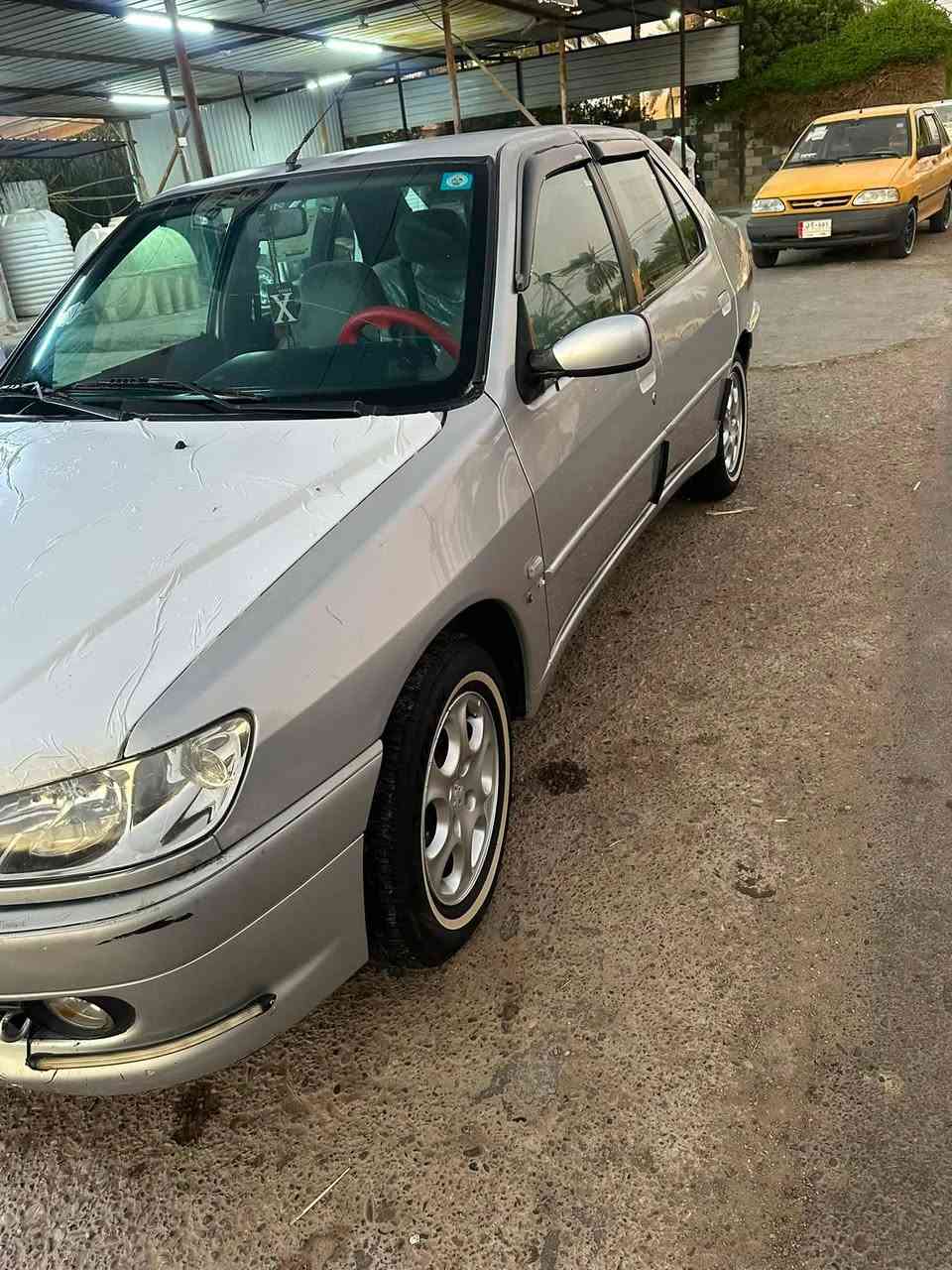 سلام عليكم بيجو ٣٠٦   موديل ٢٠٠١ رقم بغداد بسمي سيارة خير من الله نضيفة  كير او مكينة نضيفات كلج جديد صدر امامي خلفي جديد تبريد تدفئة شغالات تبريد  ثلج السيارة بدون صبغ فقط بيهة طخة بالباب او موضحة بالصورة كهربائياتهة كلهة بلادية حماوتهة وية التبريد ٨٠ انسة شي أسمة حماوة 
ودشمة جديدة وكاعيات جدد بيهة جراد قليل
السعر ٤٨ او بيهة مجال قليل. مكان السيارة بغداد. الراشدية 
رقم الهاتف *********** 
تشوف السيارة غالية اعبر المنشور كلشي اكو بالسوك
