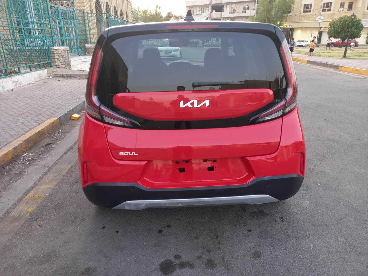 للبيع 
كيا صول موديل 24 
ضرر بسيط موضح بلصور تعتبر كلين بارد بداية الجاملغ وتصليح الدعامية بدون  ايرباك 
بدون رقم دخول جديد

السعر 145 وبيها مجال بسيط 
*********** بغداد, العراق
