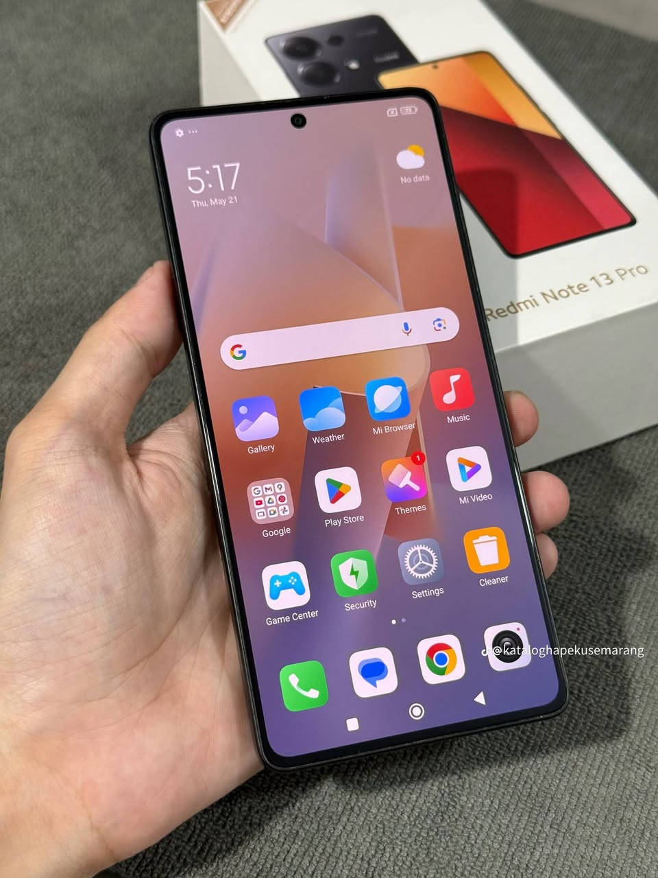 ((بدون كاروتون ومعدات  فقط جهاز)) Redmi Note 13 Pro 4Gاللون: أسود ملكي  Black)المواصفات الأساسية للجهاز:المساحة والتخزين:ذاكره  (512) جيجابايت (مساحة ضخمة جداً تتسع لكل ملفاتك وألعابك).الرام (الذاكرة العشوائية): 12 جيجا رام (أداء سريع جداً وتنقل سلس بين التطبيقات).الكاميرا الأساسية: بدقة 200 ميجابكسل (صور خرافية وتفاصيل واضحة جداً).الشاشة: AMOLED بألوان مشبعة وتردد 120Hz (سلسة جداً باللمس والتصفح).البطارية والشحن: 5000 مللي أمبير مع شاحن خارق سريع جداً بقوة 67 واط.حالة الجهاز والملحقات:النظافة: الجهاز نظيف كتير وبحالة ممتازة (خارجي وداخلي)  السعر (270) وبي مجال   العنوان بابل الحمزه الغربي
الاتصال ***********  متواجد انترنين واتصال
