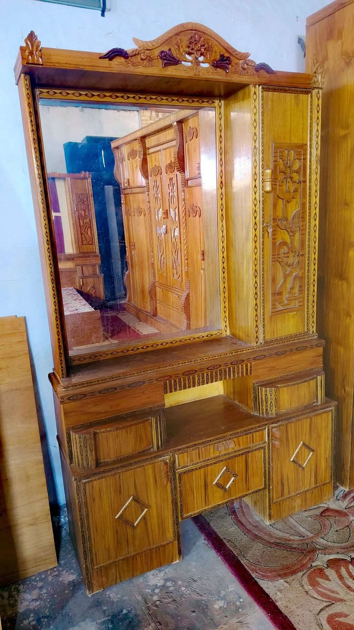غرفه اخشاب • موديل حديث • الديوانيه