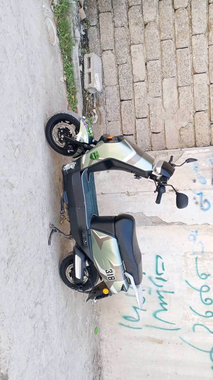 318 نضيف حيل ومابدل بي شي 
ملفو 2000
سته بطاريات عله وضعهن ويقرن عشرا ونص وشرط الفحص 
كلشي شغال ليت اشير نضام بك دبل خلط 
بي سويج ثنين وبصمه ثنين 
سعرو 550شراي اتصل ***********
مايفيدك المطور لاتتصل ولاتعبني ولاتعبك اعبر المنشور
