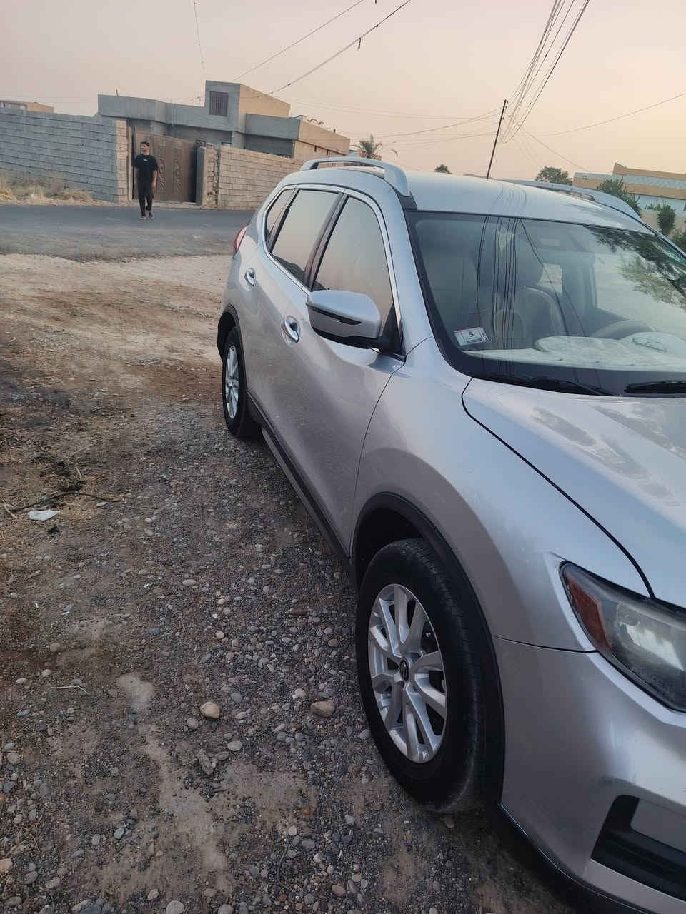 نيسان روج موديل 2018 ضرر صندوك وجاملق خلفي رقم صلاح الدين انكليزي تحويل مباشر رقم جديد لل 2031 جاهزه بس شقل تشقيل عن بعد بصمه تبريد شلج جاهزه السعر 140 وبيه مجال مكان السياره اصبيح الحوري الاتصال ***********
