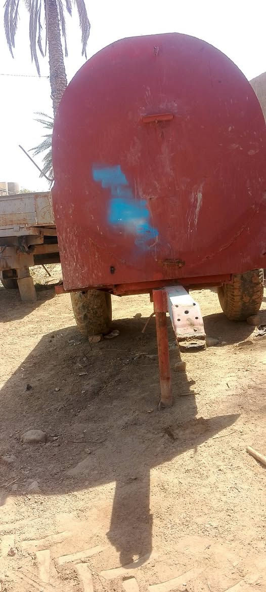 مكينه عنتار تخم تايرا وراه ثنين مقطورات وعباناه. حدادياه   البيع خاص ***********

