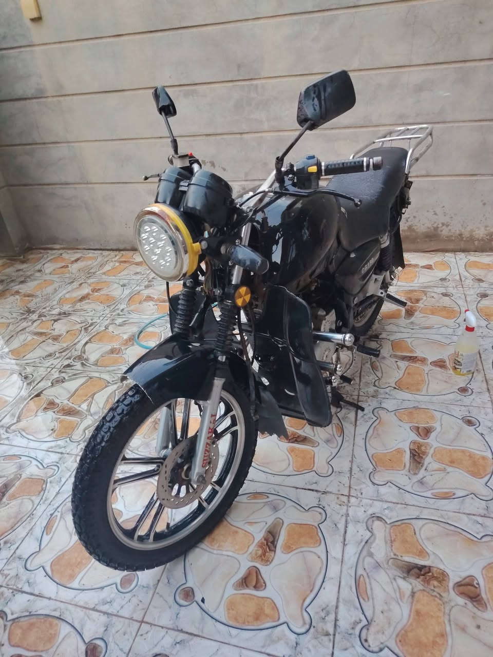 ماطور باندة السعر ٣٥٠ وبي مجال الي يريدة يتصل على هذا الرقم *********** نت ماعندي فقط اتصال

