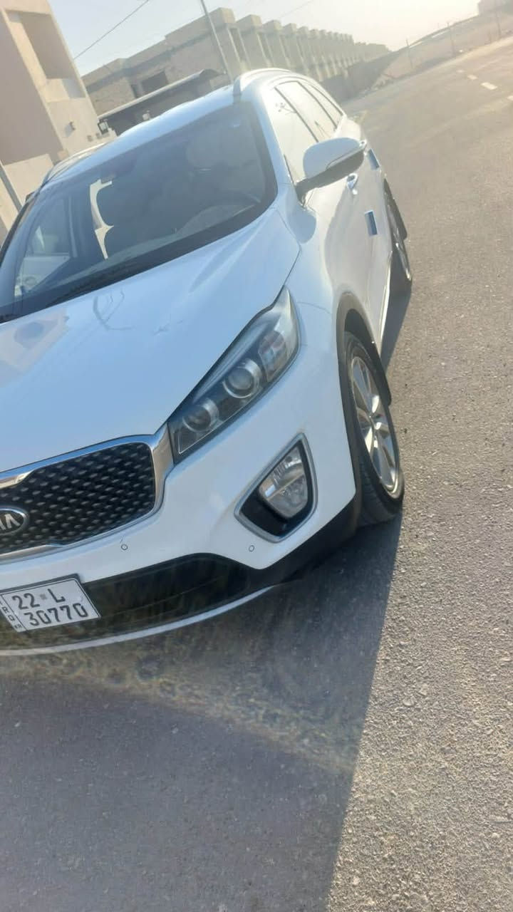 سونتو. خليجي.  مديل. ٢٠١٦
مكفوله. عدا نص باب صبغ. باب خلف السايق 

فول موصفات. عدا بنراما 

سنويه. وهزه. جديده. 

تبريد ٣قطع.  ثلج.  
السعر. ١٧٣
  

الاتصال. ***********
