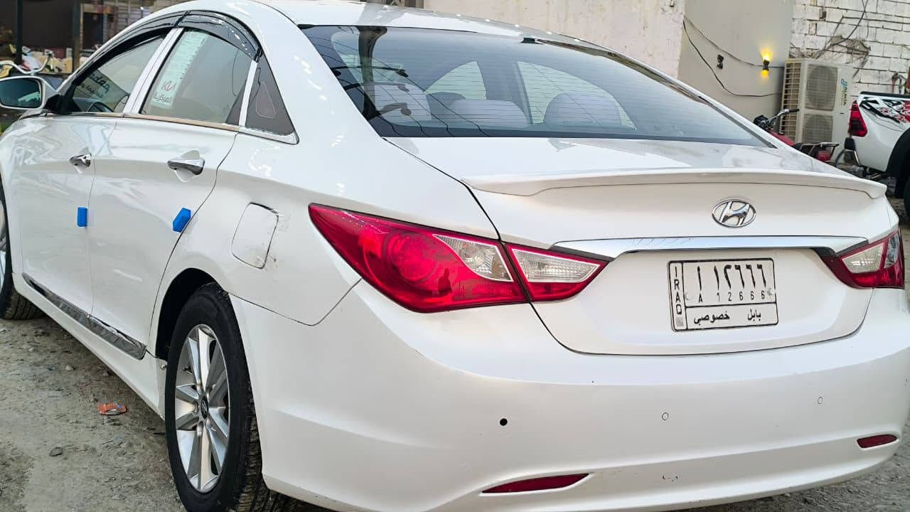 السلام سونتا خليجي 2400 دوش بسمي موديل 2011 سياره مال جناي نضيفه سعرها 98 الشراي وبيها مجال بسيط جدا شوف الفيديو واقتنع وخابر يرحم والديكم ولتكلي شبيها كلشي ذاكر ب الفيديو. مكاني ديوانيه ***********
