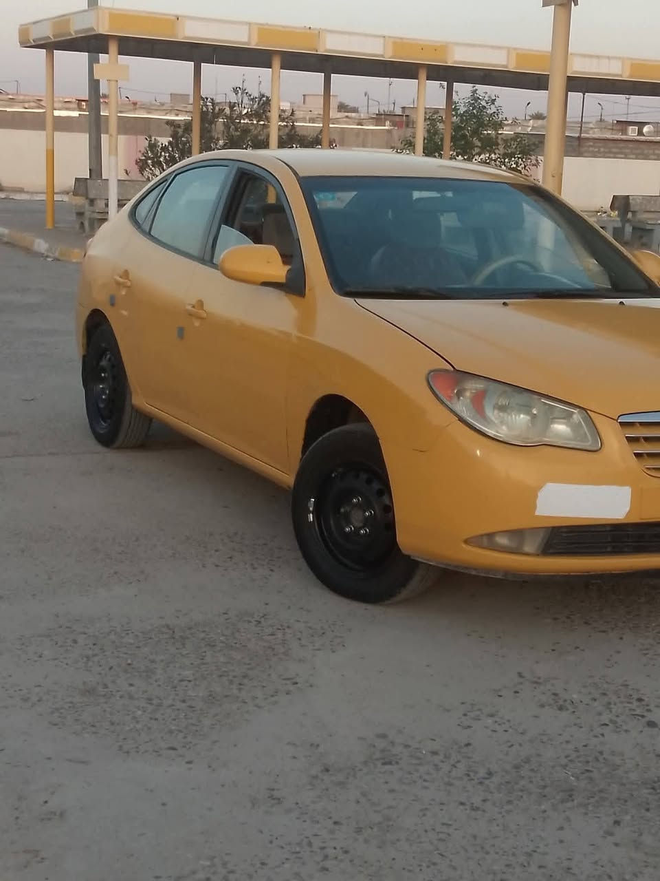 السلام عليكم ورحمة الله وبركاته هونداي النترا للبيع موديل 2009 رقم بغداد دولي بأسمي تحويل مباشر صدر خلفي امامي جديد تخم تاير جديد باتري جديد گير جديد السعر ٨٥ وبيها مجال شي قليل جداََ للأستفسار خاص مااجاوب *********** اتصل وتدلل
