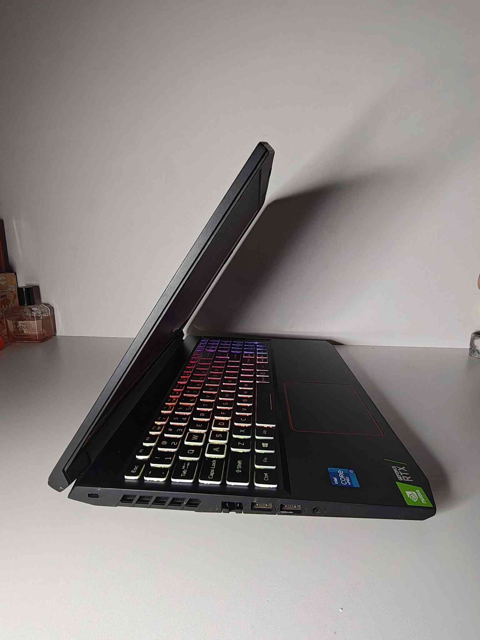 ايسر نيترو 5 • i7-11800H • RTX 3050