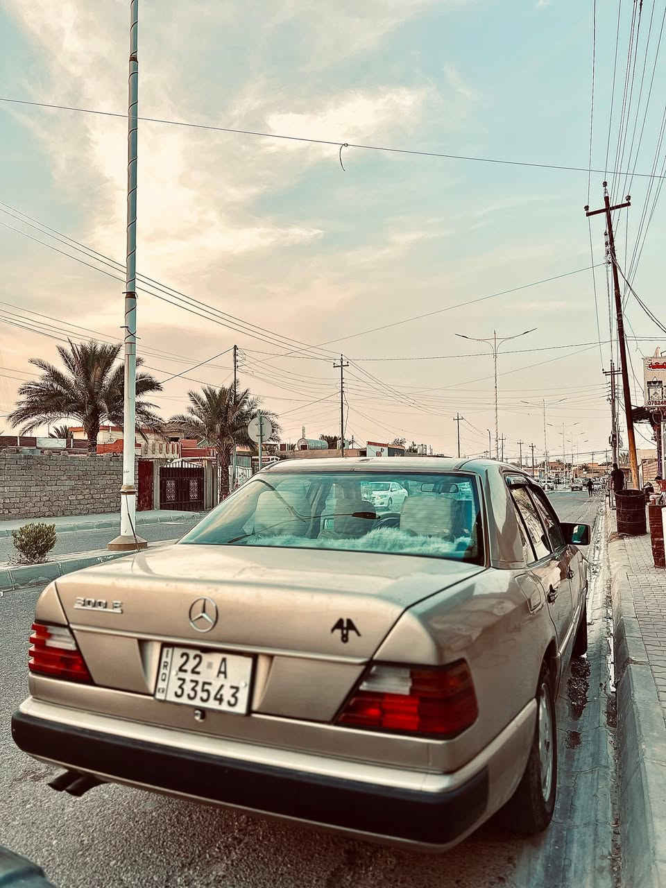 مارسدس دب  93 كير محرك بطه ٢٥٠٠ مرشوشه عام جماليه مابيه لا معجون ولا ضربه شرط رقم اربيل تحويل ثاني يوم صدر تايرات كله جديد سنويه ٣١  الأستفسار  ***********  مكانه صلاح الدين

