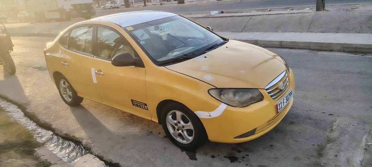 السلام عليكم 
الانترا تكسي كوري 2009 للبيع محرك 16 محرك وكير نظاف وشرط التحويل بسمي  هيئة وغرمات صفر يرداها ترتيب  مكان موصل الايمن السعر اتصال الرقم 
***********
***********
