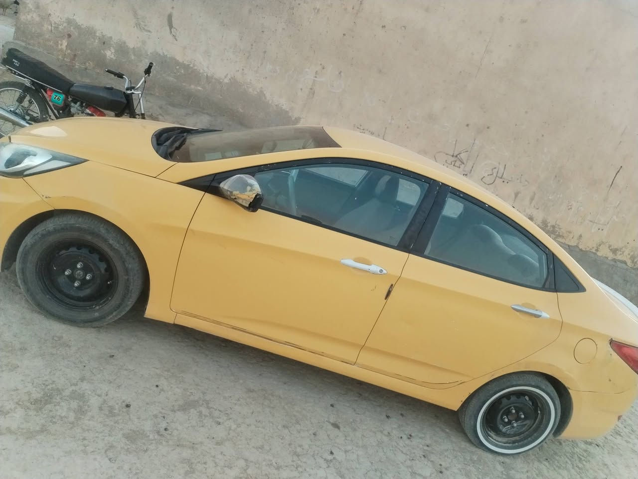 سلام عليكم البيع اكسنت موديل 14خليجي سايره بيه خيط بخار فقط تبريد حداديه جديد سايره نضيف فقط بيه خيط بخارر مكاني سماوه رميثه ***********
