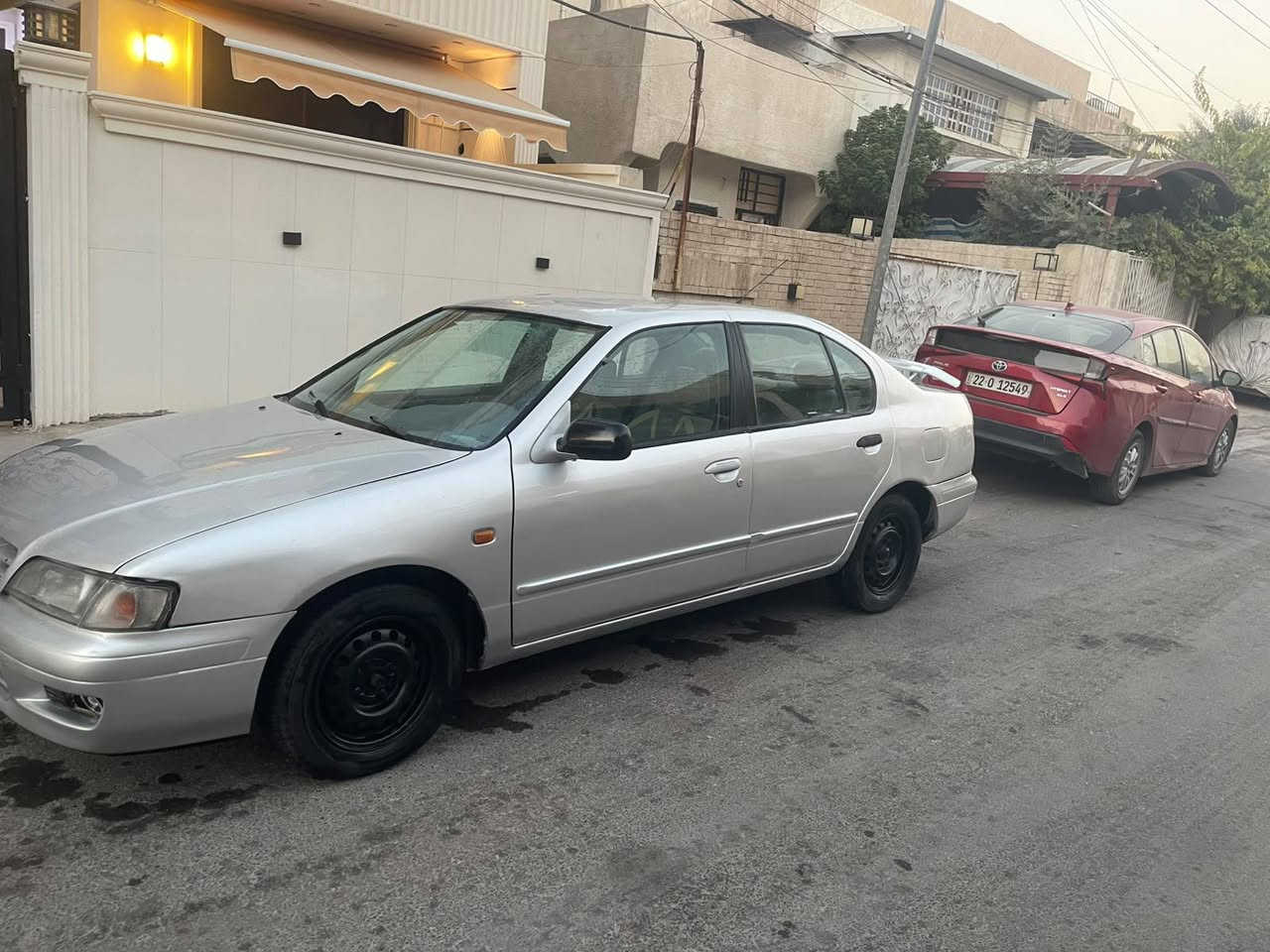 السلام عليكم
نيسان بريميرا 1998
شكل الرياضي 
محرك 2000
كير اوتو 
تبريد شغال  شرط ساعه 2 ثلج منضومه جديده مال باترول
صدر خلفي امامي جديد 
ارضية جلد
غرفه نضيفه 
كشنات دوشمه جديده 

جام 4 كهربائي 
لايت عالي ناصي 
رقم بغداد انكليزي باسمي 
سنويه لل 31
سياره تعبان عليه بمعنى الكلمه 
السعر 49
العنوان / بغداد 
***********
