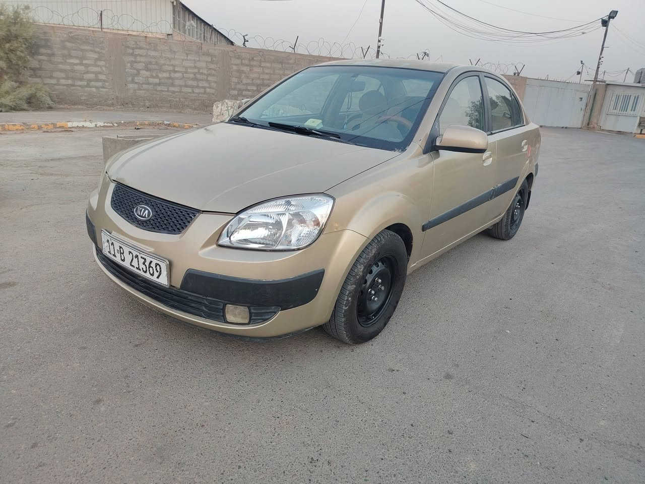 كيا ريو موديل 2007 محرك 1600 كير تبريد جيد جدا السعر 70مكان بغداد حي الجهاد ***********صبغ احزام
