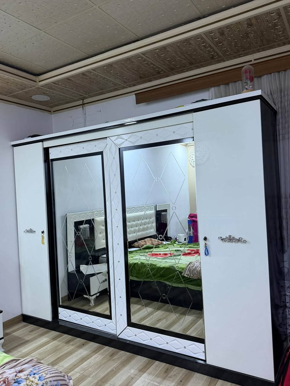 سلام عليكوم تخوم نوم جديد للبيع مكان كركوك شوراو سعر 800الف بي مجال بصيت تخوم 8قطعه ***********
