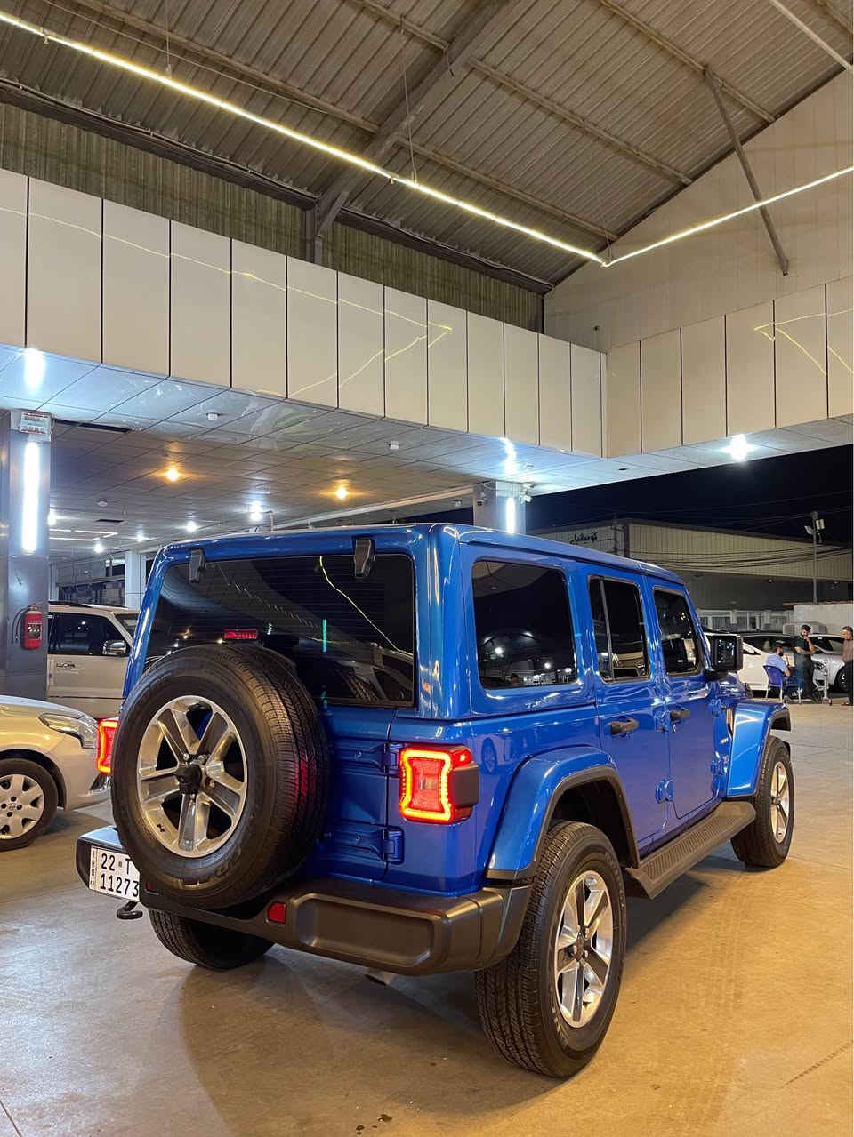Jeep Wrangler 2023 SAHARA

V4 : کلین تایتل

موبايل : ***********
واتساب : *********** مخمور, أربيل
