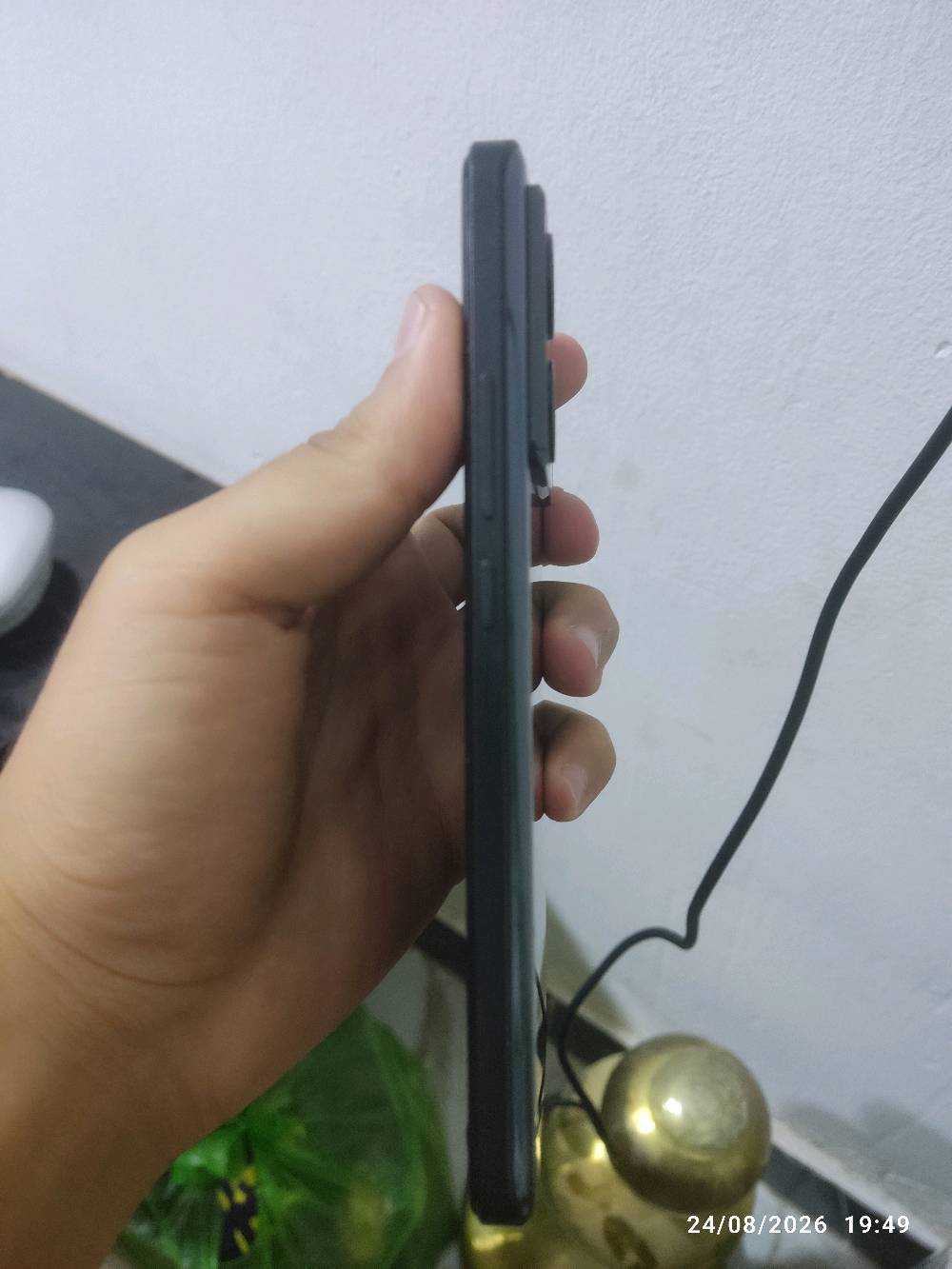السلام عليكم شاومي 13 تي برو نظافة 100
ذاكرة 256 السعر 360 وبي مجال هاي مواصفاته
الموديل Xiaomi 3 Pro شاومي 13

تي برو

الذاكرة: 256GB

الرام : 12GB فول بالالعاب

+MediaTek Dimensity 9200 المعالج بحجم AMOLED CrystalRes الشاشة

144Hz "6.67

الكاميرات: Leica رئيسية 50MP +

تليفوتو 50MP + واسعة 12MP

السيلفي : 20MP

البطارية  5000mAh
الشحن 120 واط
5G + NFC

مقاومة ماء وغبار IP68

ستيريو

الجهاز نظيف وشغال بالكامل مابي زلغ