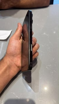 آيفون ١٦ برو ماكس • ٢٥٦ • بطاريه ٩٠