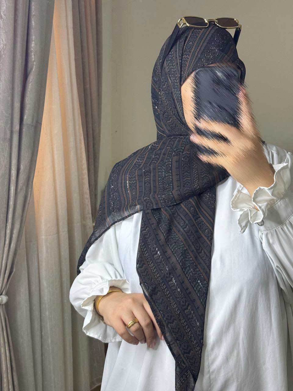 عررررض السعر ٥
ربطه جرجيت اماراتي  الخامه الناعمه البارده
القياس .١١٥
وتثبت على الراس 

عنوان المحل الحله الورديه خارج قرب معمل ابو كيره 

توصيل داخل الحله 3000 محافظات 5000
