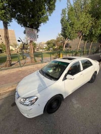 byd-G3 السيارة نظيفة مكينة محور كورلا نحلة 1.6 اوتوماتيك كهربائيات كله...