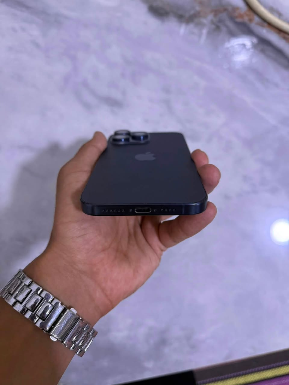 iPhone 15 pro max
- ذاكرة 256 
- شرق اوسط ، AA/A
- بطارية 100
- عدد دورات 30
- جهاز بحالة وكالة

ملاحظة // فقط البطارية مبدلة مستعملة وتقرا رسالة 

صرفة يخبل 

📍بابل 

- سعر مناسب كلش

للإستفسار خاص او الاتصال 
☎️ ***********
