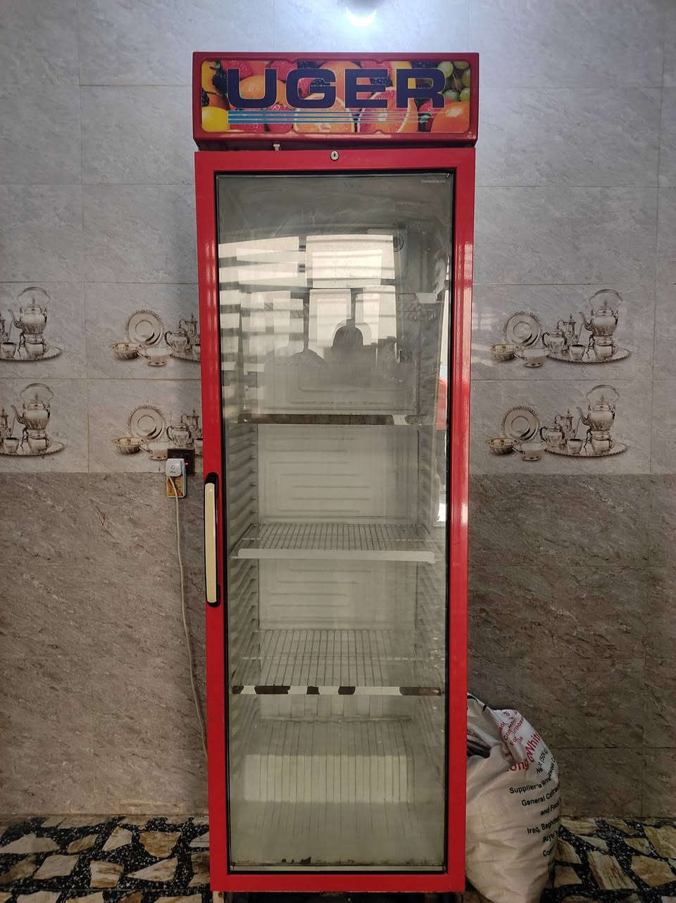 السلام عليكم عارضه للبيع
العارضه اخت الجديده تبريد فول 

 النجف الاشرف مجمع بيتي 

   الاستفسار   ***********
