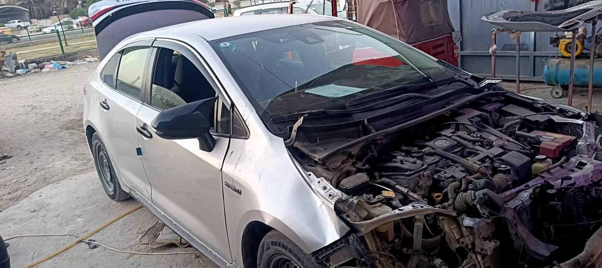 للبيع 23بيها حادث بصيط بغداد هايبرد***********
