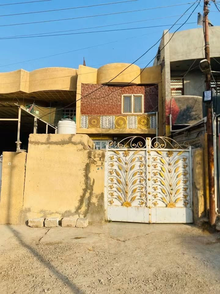 يالله بيت للبيع مساحه ١٢٥طابوصرف تحويل مباشر الواجه5ونزال ٢٥ طابقين بي ٢غرف وستقبال وباقي الملحقات بل فيديو مكان راقي بل عافيه على الياخذه مكانه بغداد ناحية الوحدة بضهر شقق ريحانه اول فرع جهت البطال وسعر ٨٨وبي مجال بناء طابوك لاستفسار برقم ***********
