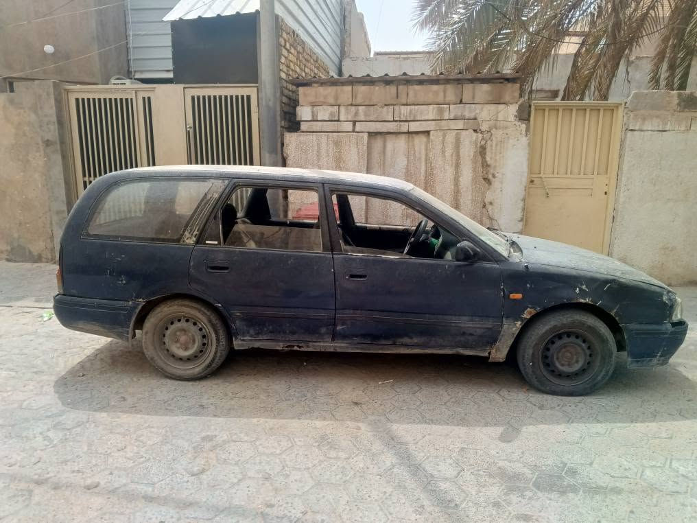 سياره للبيع السنوية صاقطه يعني ستوها سقطت وراعيها موجود الي ب اسمه السنويه نيسان 90 السعر 12 ورقه وبيها مجال
 للتواصل *********** سيد جعفر الذبحاوي النجف, العراق
