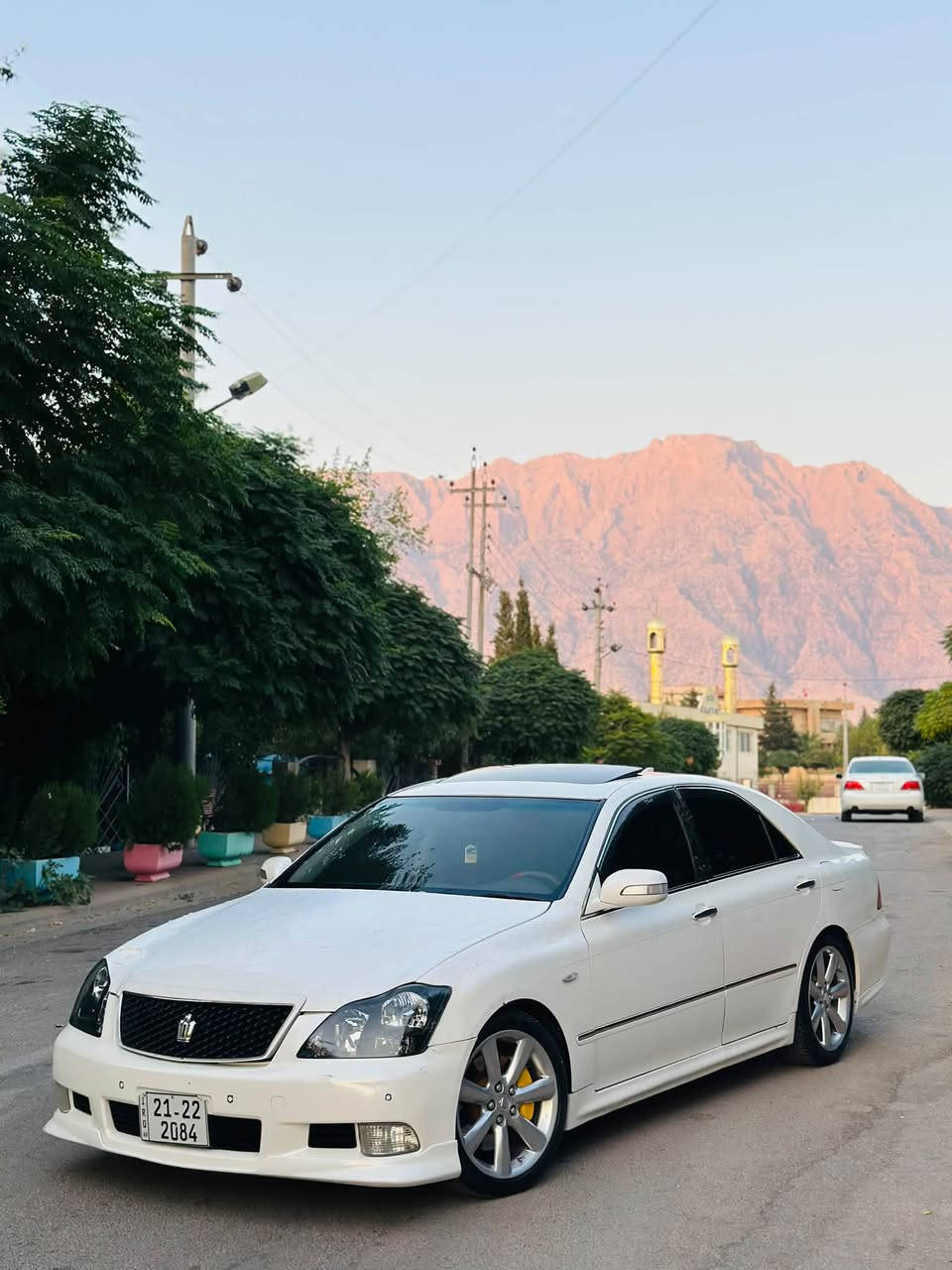 سەرەتا بەناوی خوا
شاهینە بڕاوە بڕاوە 184
سەیارەکە کۆدی هەیە 
3دوگمەی فول فول
جڵد هیتەر سڵاید 
فۆرمیکا سور سوکان عەزەڵە 
ئاوێنە ئیشارەت 
پێشو دوا حاسە 
تەبرید ساردو گەرم بە شەرت 
گێرو مەکینە بە شەرت 
کارەبای بە شەرت 
دەعمو لێدراو کەڤەر بە شەرت 
تەقەو رەقە بە شەرت سەیارەی ماڵە هی مەعرەز نییە 
ژ.***********
ژ.***********
ئەدمین❤️

