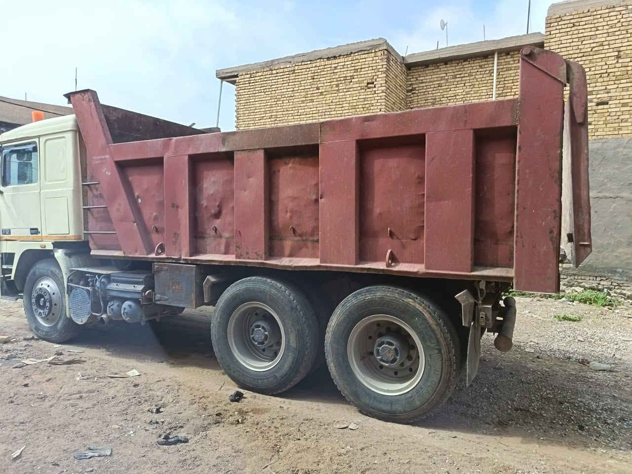 مكينة ٢٢ • كير ٤×٤ • شاصي مبطن