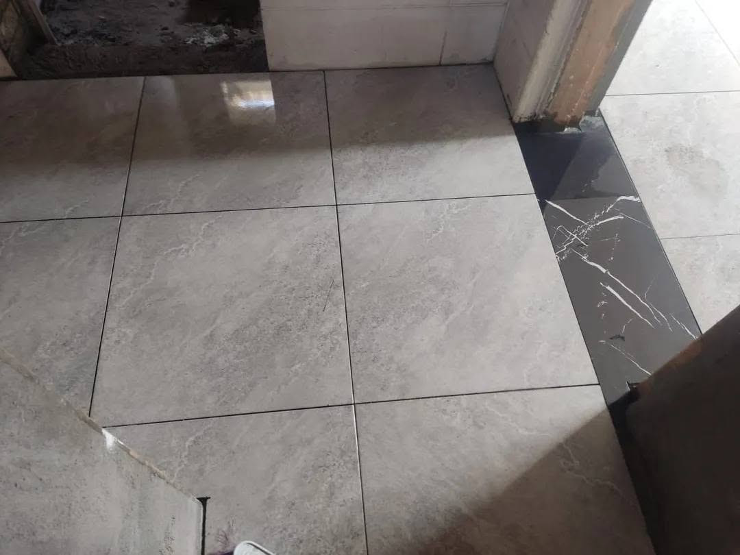 اسطه سيراميك جدران وارضي متفرغ حاليا اسعار مناسبه 
***********
