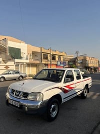 نيسان پيكةب بؤ فرؤشتن سيارةيةكي زؤر جوان و بئ مةسرةفة سئ پارجةي سبوغة ...