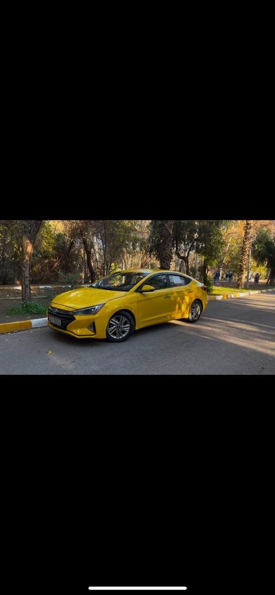 النترا موديل ٢٠٢٠
محرك ٢٠ كير AT المرغوب 
مكينه وكير شرط تبريد ثلج تدفئة طخم جديد تواير جدد 
لايت زينون هورن بوش 
موصفات تحكمات ستيرن ثلاث انضمه قياده 
رادار مانع انزلاق تحديد مسار نقطه عمياء ب مري 
سياره كامله ما تصرف عليها ربع
هيئة غرامات صفر سيارة بسمي كابون بانزين  
الضرر جاملغ اليمين مبدل بدون دواخل 
السعر ١٣٥ بيها مجال 
***********
