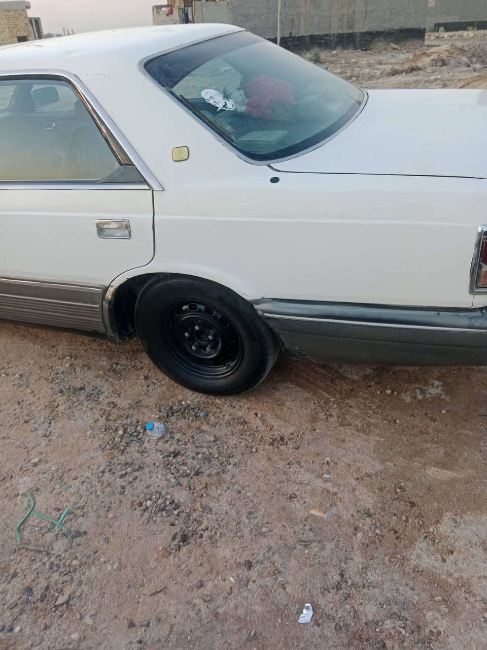 سلام عليكم سياره مازدة حجم 929رقم بغداد باسمي  محرك گير ففتي  جاهزة السعر 35 ورقة العنوان بابل الهاشمية التواصل على الرقم *********** ابو كرار التميمي
