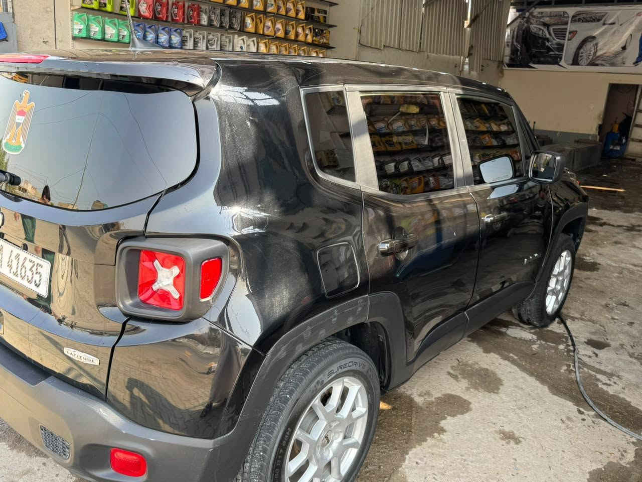 سلام عليكم للبيع او مراوس جيب ليبرتي 2023 سائرة استيراد خاص على ايدي 
حادثة قبق جنطة بدون داخل 
سيارة فول مواصفات 1/1 
رقم نجف بسمي تحويل مباشر 
مكاني نجف الاشرف 
السعر 135 ورقة 
للاتصال ‏‪***********‬‏ النجف, العراق

