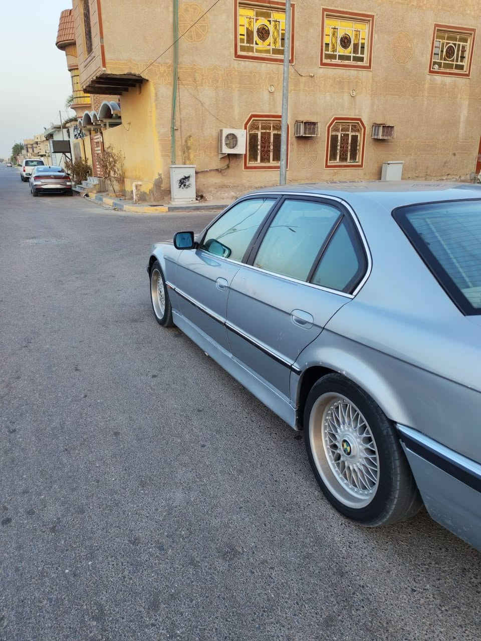 سلام عليكم
بي ام خفاش 740
مديل 95 
مكينه 40 اصل

حداديه نضيفه 

بدي نضيف

مكفوله من ضربه 

سعر 55 بيها مجال شي بسيط 

رقم الهاتف ***********
