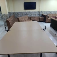 منضدة • للبيع