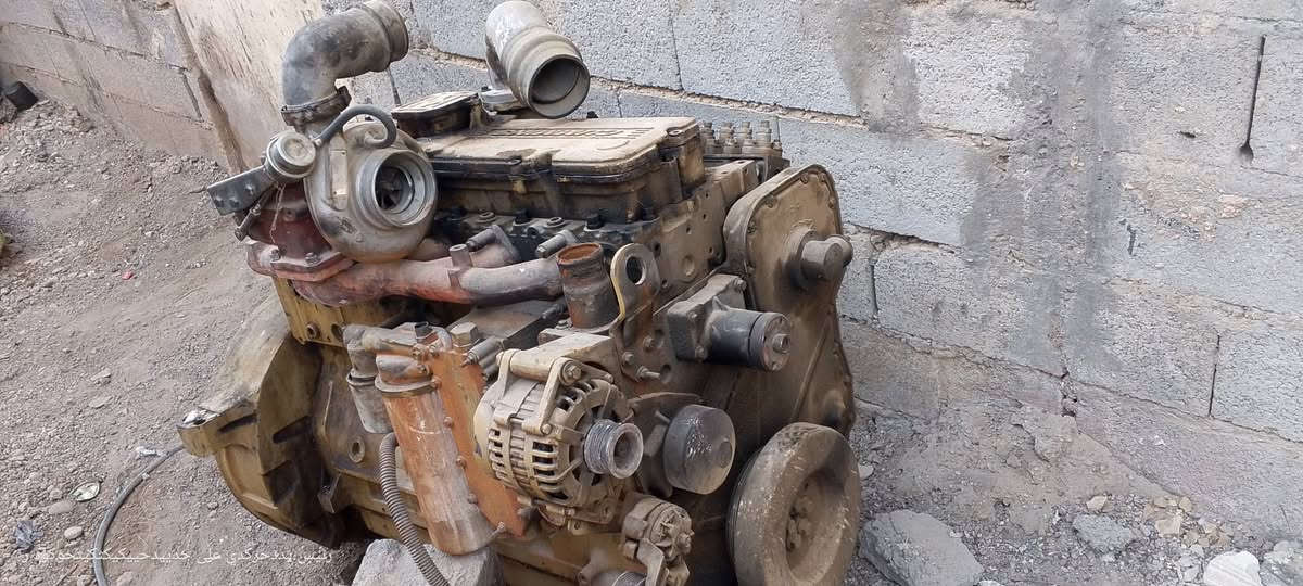 السلام عليكم محرك كمنز 114. 24ولف للبيع شغال بي بس بوشه مزروفه  للستفسار خاص او ***********
