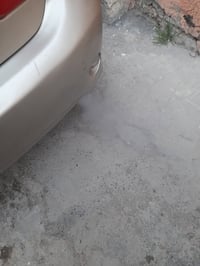كورلا موديل ٩وارد امريكي ضررها جاملغ أمامي جهت السكن وبيه ضربه جاملغ خ...