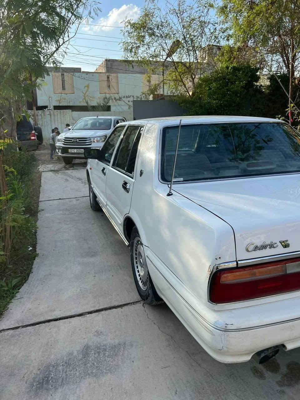 نيسان سدرك • ٢٠٠٢ • رقم بغداد