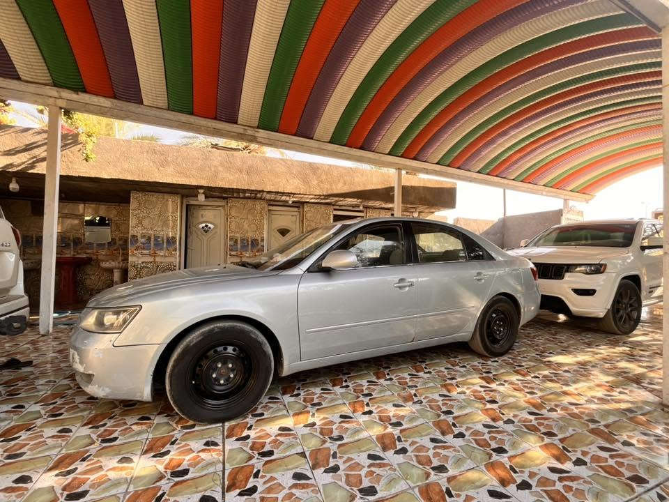 السلام عليكم لبيع سونات 2008 رقم بابل السعر 88
وبيه مجال 
سيارهً جديدة حيل بدون جرد بدون حادث بدون تبديل 
سيارة حيل جديدة براغي مابيه نقص محرك 2400 شرط 
وضع شركه سياره ماشي 240اصل بيه اربع قطع صبغ بدون معجون فقط رش مال رش سياره احلى من صوره 
مكان حله ***********
