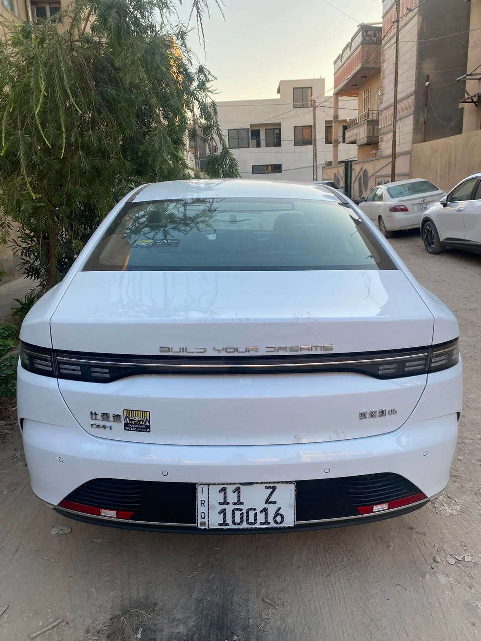 سلام عليكم
BYD destroyer 2025
سيارة نص فول كاميرة ورادار خلفي بيها ضربة بلباب الخلفي ع وضعها ممصلح والطخات موضحة بلصورة عدادها الكهرباء والبانزين واضح بلصور والي يريد يراسلني ادزله الضرر بلكامل مكاني بغداد الدورة جمعية خير الله طلفاح السيارة صارلها سنة يمي رايدها ب 18و٣٠٠ 
***********
