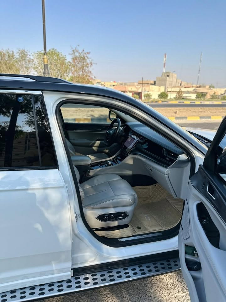 للبيع
جيب اوفرلاند 2023 وكاله هارلم ✅

مواصفات Vip 
,  5 راكب 
مكفوله كفاله عامة من الصبغ بيها بارد 3 مكانات
رقم اربيل بسمي شخصيآ  تحويل مباشر 
المحرك: 3.6 لتر 6 أسطوانات (V6) 
ماشيه 57 ميل
القوة الحصانية: 293
عزم الدوران (نيوتن-م): 352
نظام الدفع: رباعي 4X4 متطور
ناقل الحركة: اوتوماتيك 8 سرعات 

المواصفات: اوفرلاند 1/1
*نظام التعليق الهوائي (جكات)
*فتحة سقف بانوراما 
*الصندوق كهربائي بخاصية الفتح باستشعار القدم
*ويل قياس 21 انج
*داتا شو
*كاميرا رؤية ليلية
* شاشة عرض للراكب بقياس 10.1 انج
*شاشة التحكم الرئيسية لمس بنظام Uconnect 5 بقياس 10.1 انج مع نظام ملاحة
*شاشة القيادة الرقمية بقياس 10.25 انج
*رادار تفاعلي مع خاصية التوقف والانطلاق
*نقطة عمياء
*تحذير الخروج عن المسار
*نظام المحافظة على البقاء فى المسار
*نظام التعرف على اشارات المرور
*خاصية المساعدة على التوجية فى التقاطعات لتفادى الحوادث
*حساسات امامية وخلفية
*كاميرات 360 للرؤية المحيطية
*المرآة الداخلية مزودة بشاشة لعرض الكاميرا الخلفية
*مانع تصادم امامي وخلفي
*نظام القيادة شبه الذاتية
*مقصورة الركاب من الجلد الفاخر
*المقاعد الأمامية تدليك (مساج) 
*المقاعد الامامية والخلفية مبردة ومدفئة
*المقاعد الأمامية كهربائية وذاكرة
*ستائر لنوافذ للصف الثاني 
* انارة محيطية متعددة الالوان
*ابل كار بلاى و اندرويد اوتو لاسلكي
* نظام صوتي فاخر 19 سماعات من ماكنتوش
* نظام اوامر وتحكم صوتي
*دخول ذكي (بصمة) للابواب الاربعة والصندوق
*نظام التشغيل عن بُعد
*مصابيح أمامية أوتوماتيكية مع مصابيح نهارية وكشافات ضباب LED 
*نظام التحكم التلقائي في الضوء العالى
*دواسات جانبية
*مرايا خارجية قابلة للطي كهربائيًا مدفئة
*ماسحات زجاج أمامي حساسة للمطر
*شاحن هاتف لاسلكي
*وسائد هوائية أمامية وجانبية وخلفية. 
برده صندوق 
 بصمات 2 شركه 
.السعر 365

رقم صاحب السيارة 
***********
