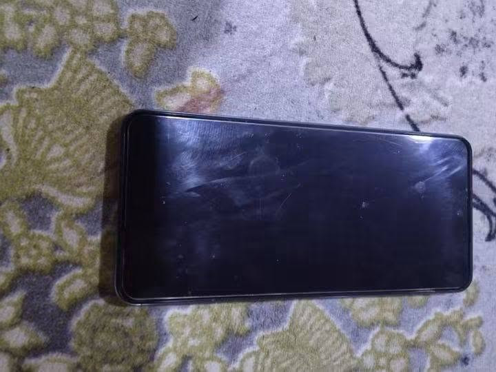 سلام عليكم 
موبايل للبيع
انفنكس هوت 40i
الذاكره 256
البطاريه 5000
 والله العظيم ما صالي شهر من جبته
الشاشه720x1612
العنوان ميسان
رقم. ***********
السعر خاص عمارة, ميسان
