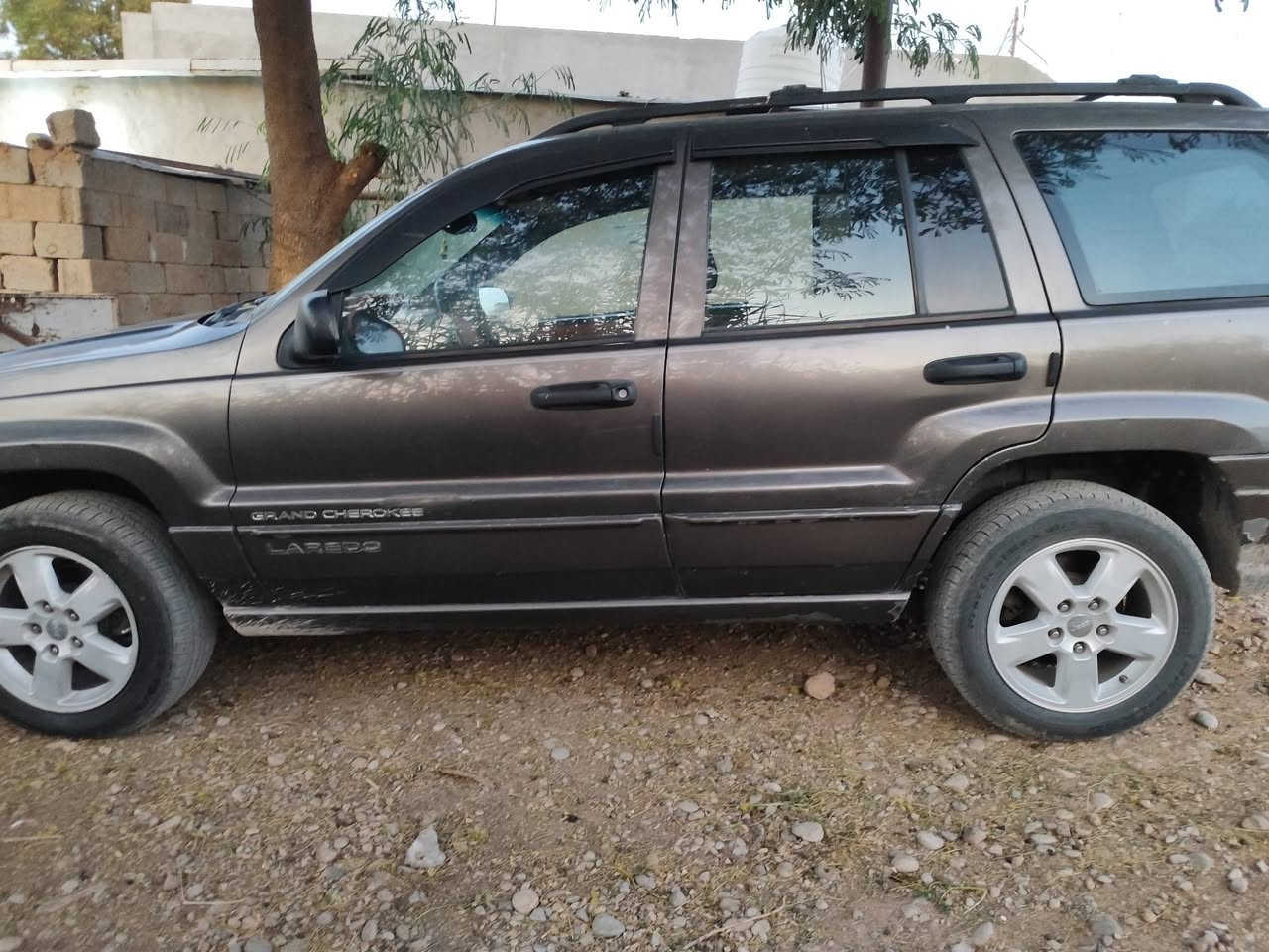 بۆفرۆشتن 2000ڕەقەم دهۆکە تاکو2030تازەیە بەناوی خۆمۆیە سعری65وەڕەقە ژ م ***********
