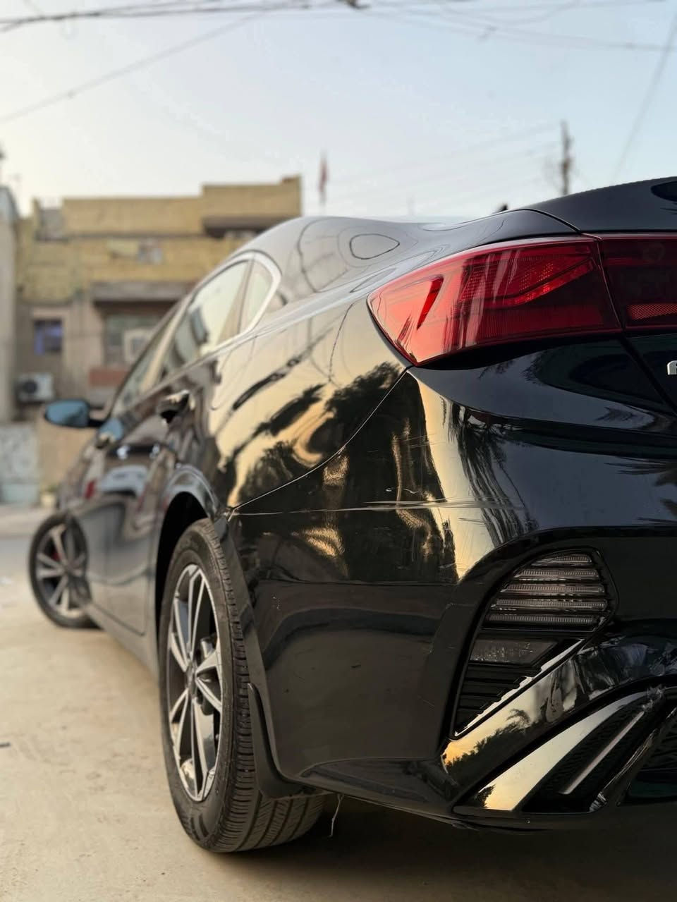 السلام عليكم
كيا فورتي 2023
وارد كندي 
مواصفاتها:
تبريد قطعتين 
فول تحكم ستيرن 
حساسات امامي خلفي 
لايت led
تدفئه ستيرن 
تدفئه كشانات
رادارات جانبيه 
شاشه كبير
محرك 2000دوش 
تحديد مسار 
شحن لاسلكي 
كشانات مخمل ومدوشمه جلد 
ويل 16
رقم بغداد الانكليزي

حادثها جاملغ الايمن مبدل
واثار حالوب بيها 
سعرها(120)وبيها مجال شي بسيط 
للاستفسار *********** غير متواجد على الفيس 
مكان السياره بغداد

نص مكتوب في الصور:
- 12150679 - 11/06/2024 IAA Holdings, LLC