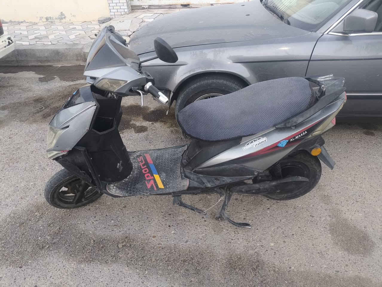 للبيع موطور شحن ماسه بطاريات يقرن 9 السعر 250 مكان الفلوجة 
***********
