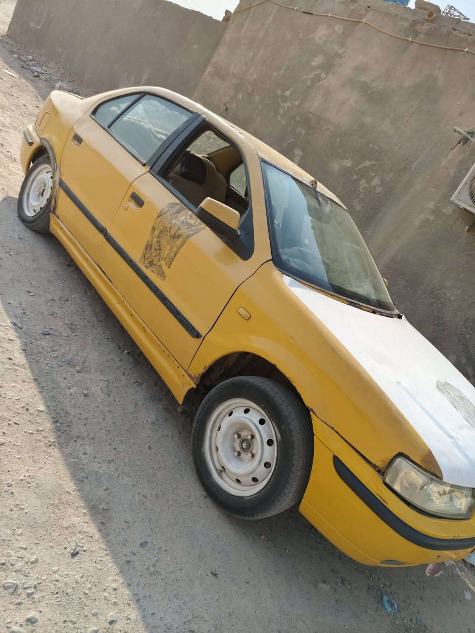 بسم الله سمند مديل 2012 رقم بصره مشروع وطني راعيها يريد تحويل سياره شغاله وتمشي غرامات حداده باور مسجل لايتات جام كله شغال عليها 60 الف فقط سياره شغاله وكامله عوزها بس تاير طاك فقط سعرها 13 وبيها مجال مكاني بصره زبير ***********
