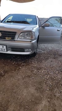 اسلام عليكم من رخصت الجميع كراون ملكه مديل 2003 سياره حلوه وجديده   مك...